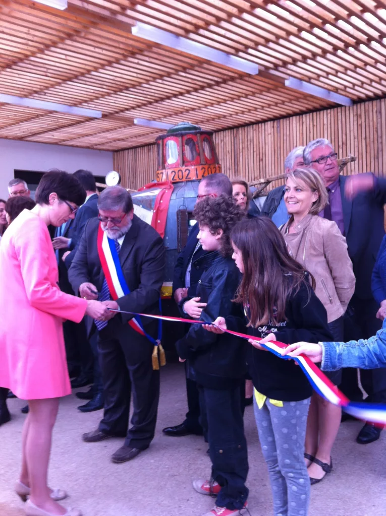 Ecole maternelle, accueil périscolaire et médiathèque