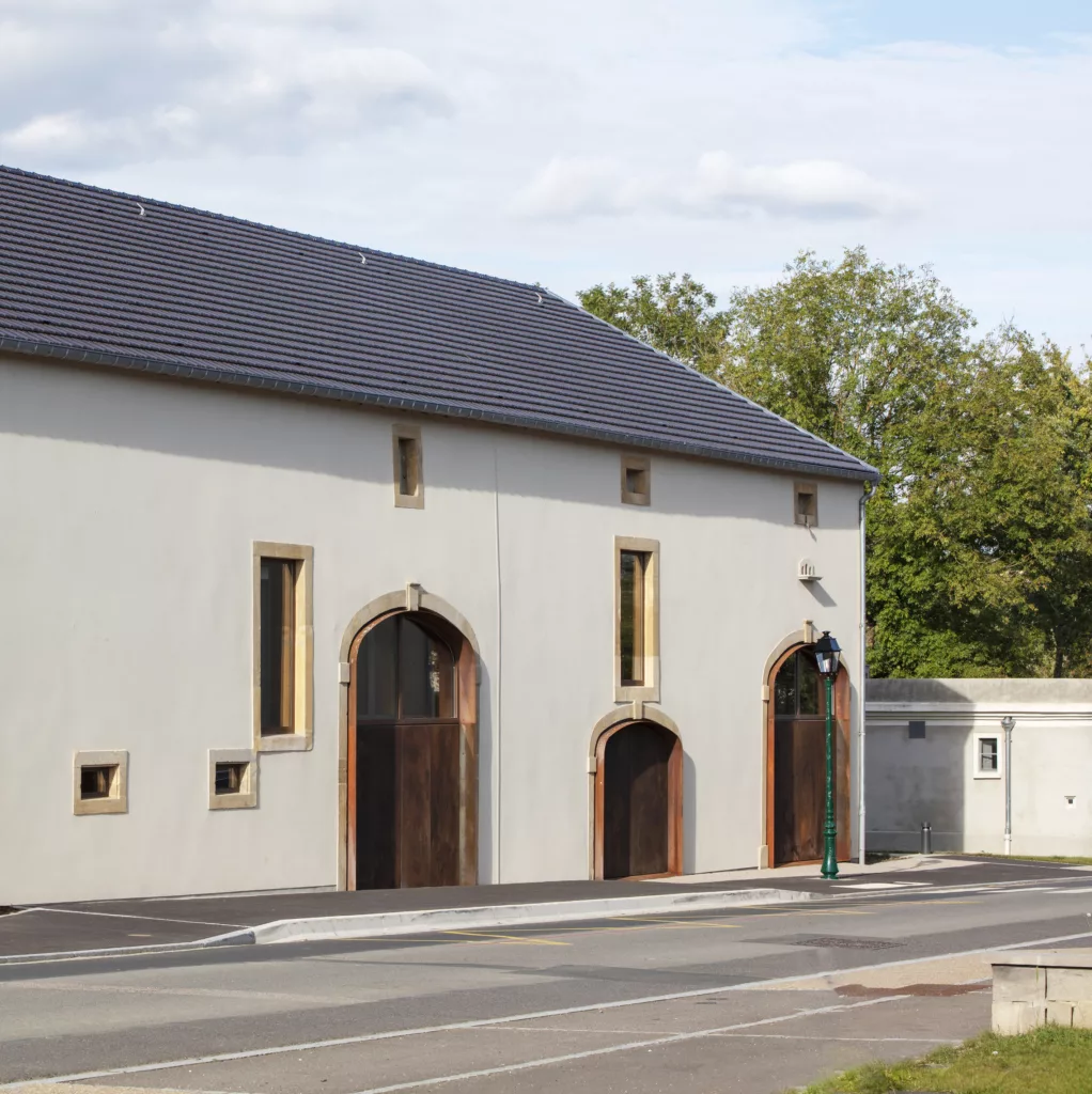 roussy le village vignette