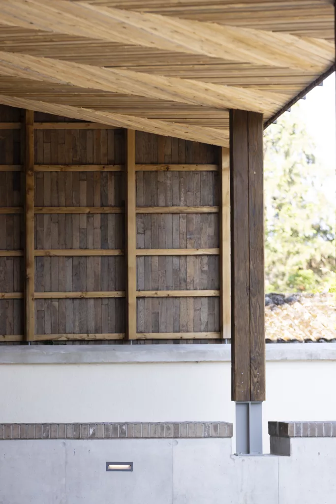 Construction d&rsquo;un préau et mise en accessibilité / école Jules Ferry