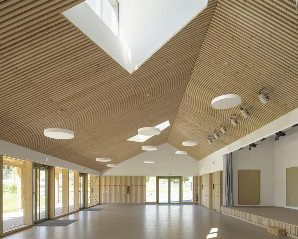 Salle multi-activités et bibliothèque Lasalamandre