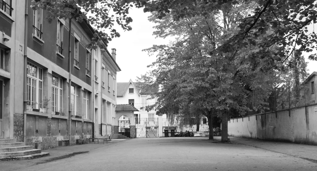 Espace multi-activités et péri-scolaire / groupe scolaire Vautrin