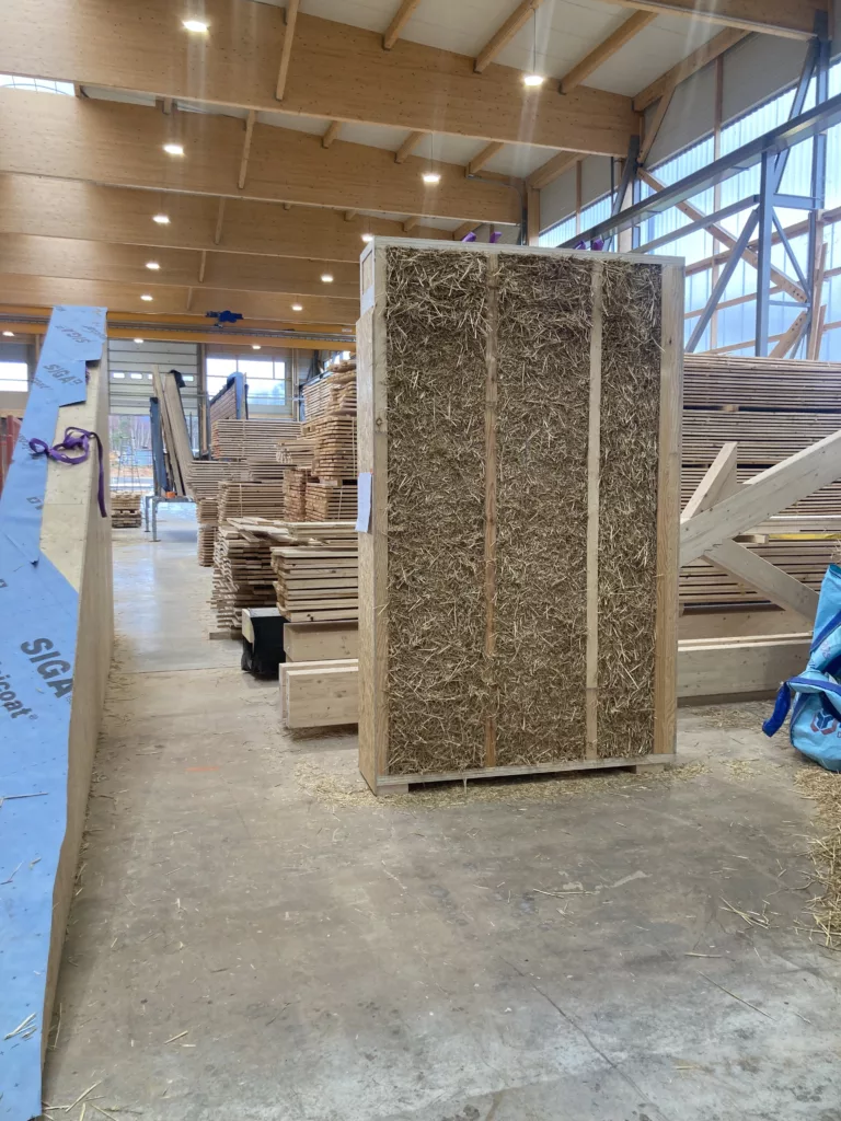 Salle multi-activités et bibliothèque Lasalamandre