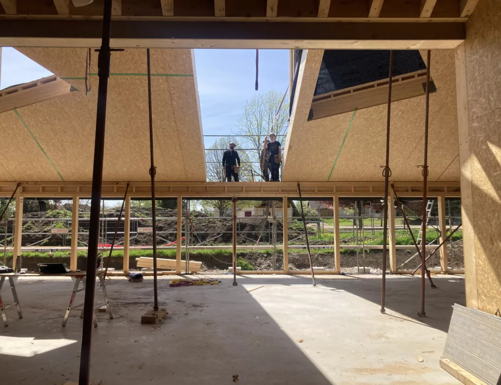 Salle multi-activités et bibliothèque Lasalamandre