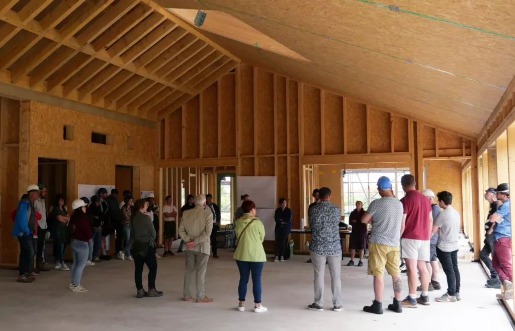 Salle multi-activités et bibliothèque Lasalamandre
