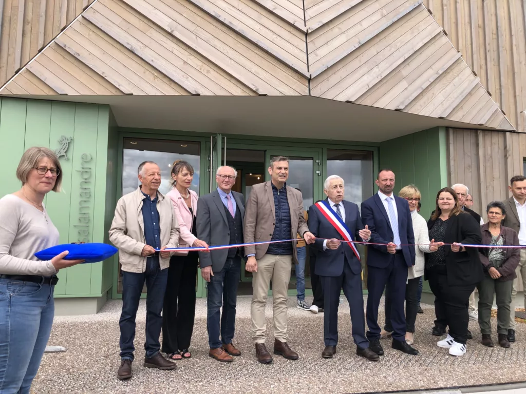 Salle multi-activités et bibliothèque Lasalamandre