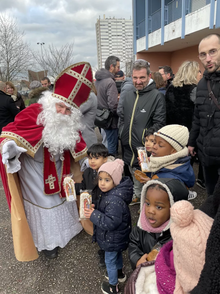 Pôle Enfance et crèche / quartier des Provinces